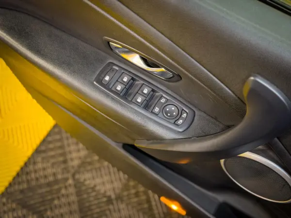 Renault Mégane 1.5 dCi Dynamique SS 31