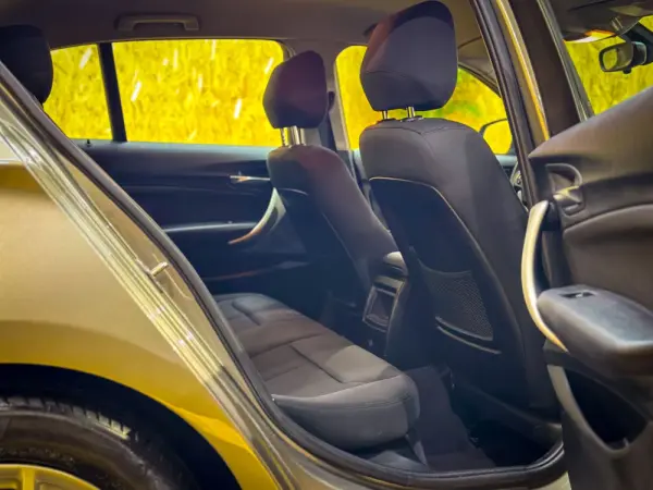 BMW 116 d EfficientDynamics 11