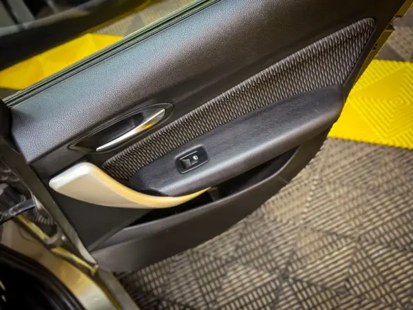 BMW 116 d EfficientDynamics 13