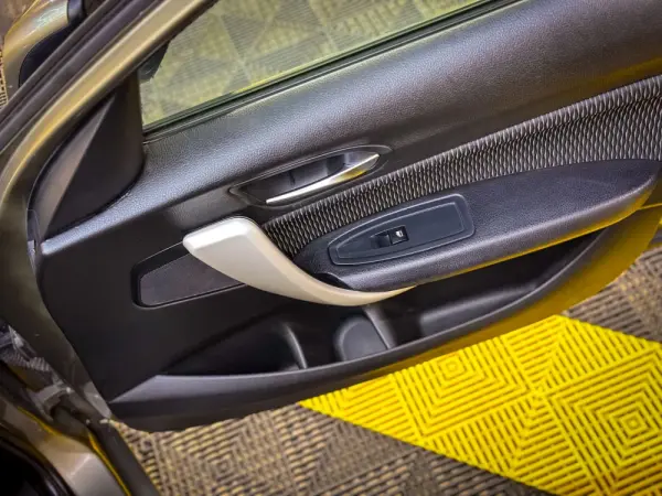 BMW 116 d EfficientDynamics 14