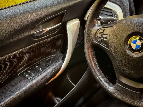 BMW 116 d EfficientDynamics 23