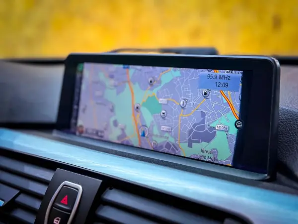 BMW 318 d Touring Auto Sport 21