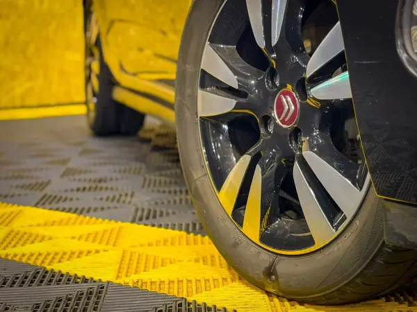 DS DS3 1.6 BlueHDi So Chic 9