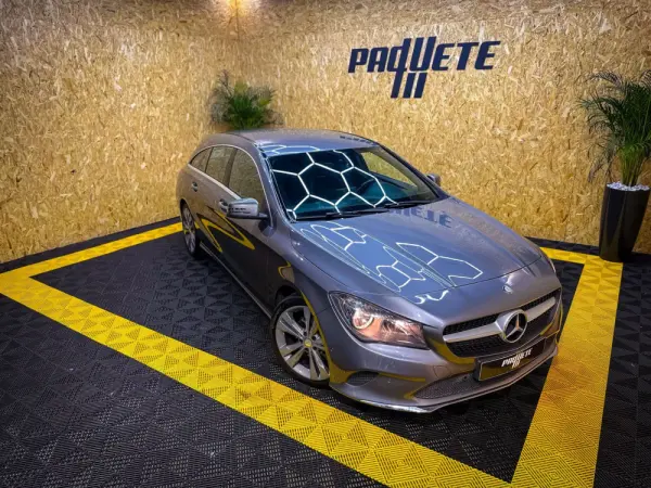 Mercedes-Benz CLA 180 d 4