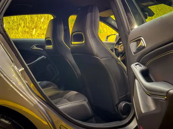 Mercedes-Benz CLA 180 d 13