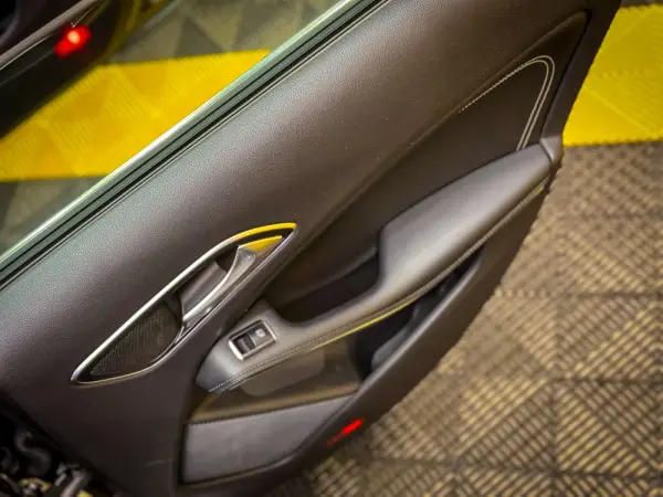 Mercedes-Benz CLA 180 d 14