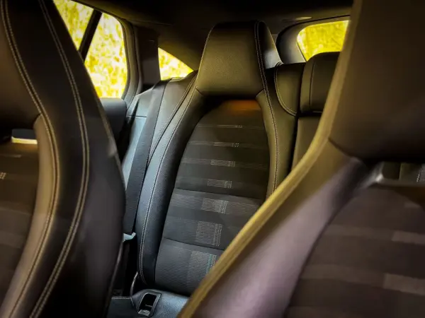 Mercedes-Benz CLA 180 d 39