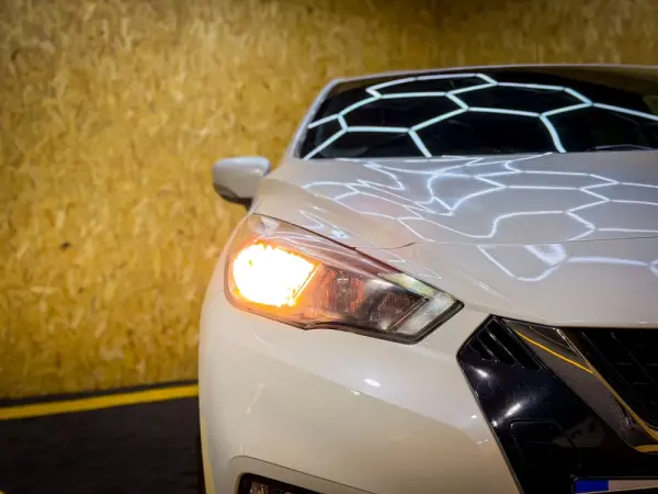 Nissan Micra 1.5 dCi N-Connecta Lifestyle S/S 11