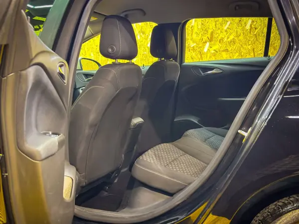 Opel Astra 1.6 CDTI Business Edition S/S 21