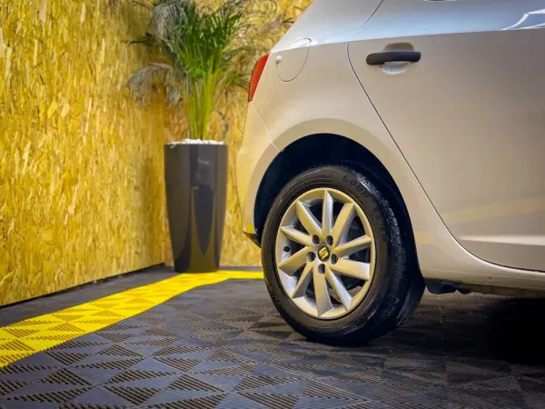 SEAT Ibiza 1.0 Reference 9