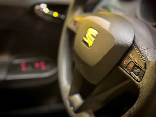 SEAT Ibiza 1.0 Reference 13