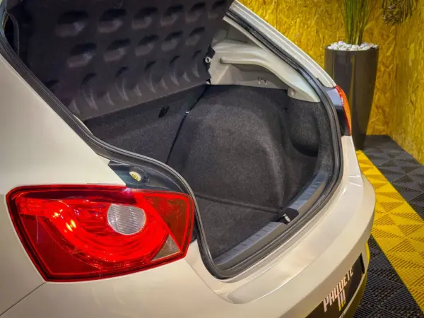 SEAT Ibiza 1.0 Reference 21