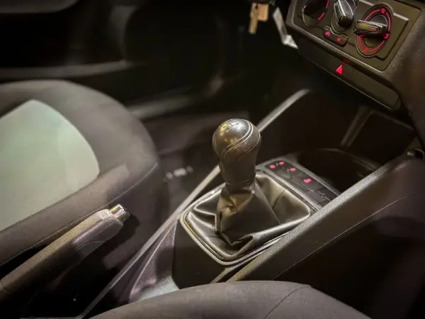 SEAT Ibiza 1.0 Reference 37