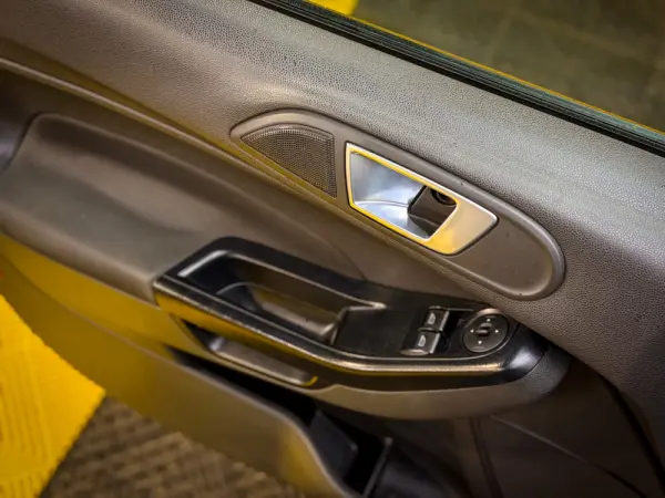 Ford Fiesta 1.5 TDCi Trend 34