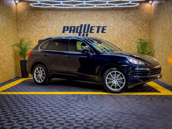 Porsche Cayenne 3.0 V6 2