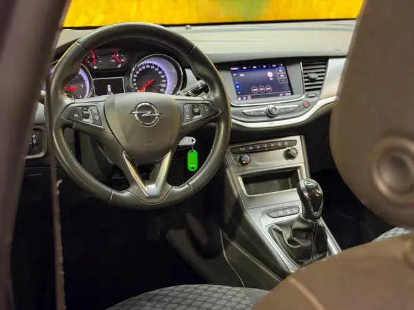 Opel Astra 24