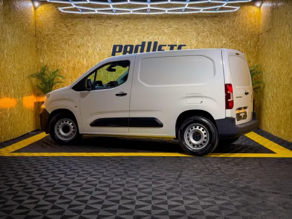 Peugeot Partner Partner Premium Standart 20