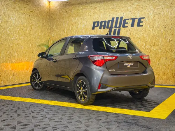 Toyota Yaris 1.0 VVT-i Comfort Plus 14