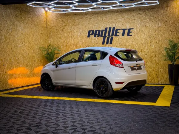 Ford Fiesta 1.5 TDCi Trend 22