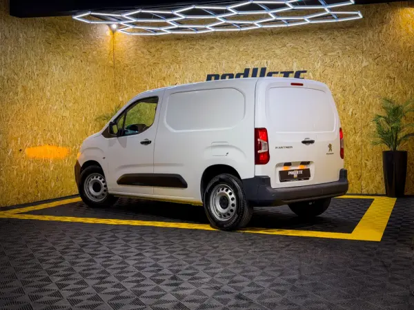 Peugeot Partner Partner Premium Standart 21
