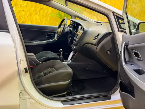 Kia Ceed SW 1.4 CRDi ECO 8