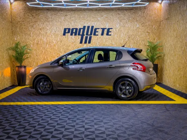 Peugeot 208 1.6 e-HDi SE Style 24
