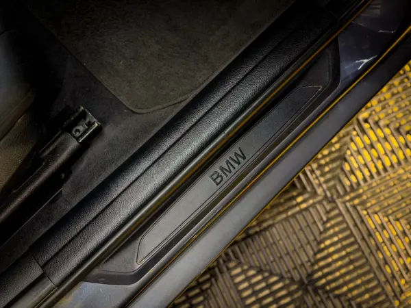 BMW 320 d 17