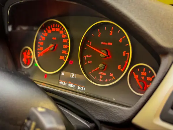 BMW 320 Gran Turismo d Auto 16