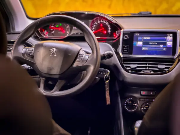 Peugeot 208 1.6 e-HDi SE Style 30
