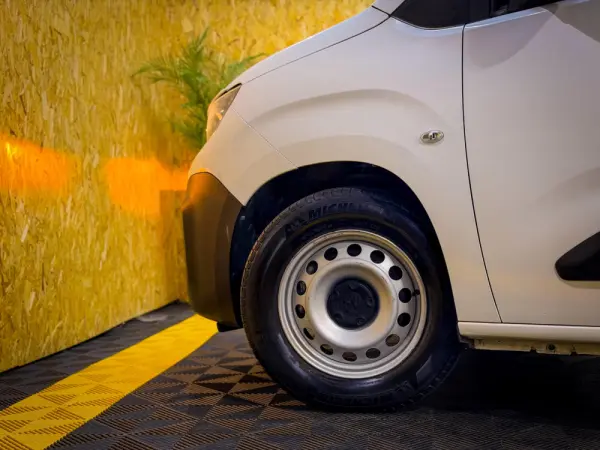 Peugeot Partner Partner Premium Standart 25