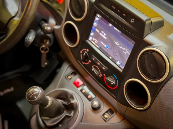 Peugeot Partner 1.6 HDi Confort 15