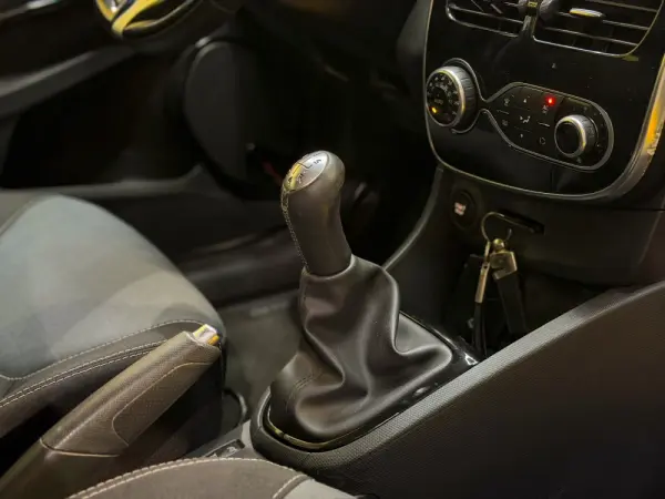 Renault Clio 1.5 dCi Comfort 14