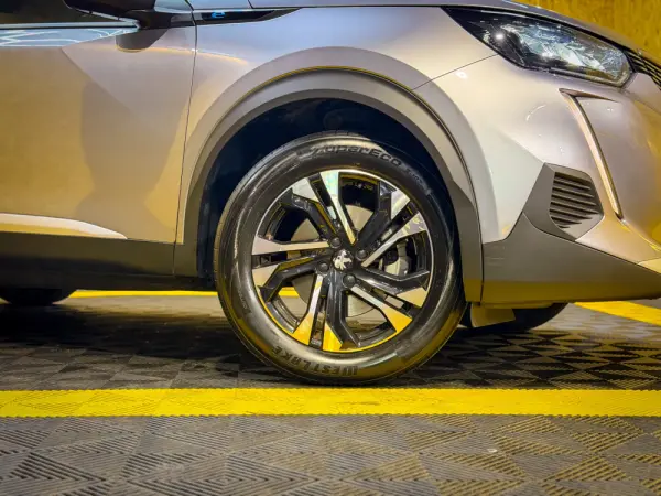 Peugeot 2008 Allure 5