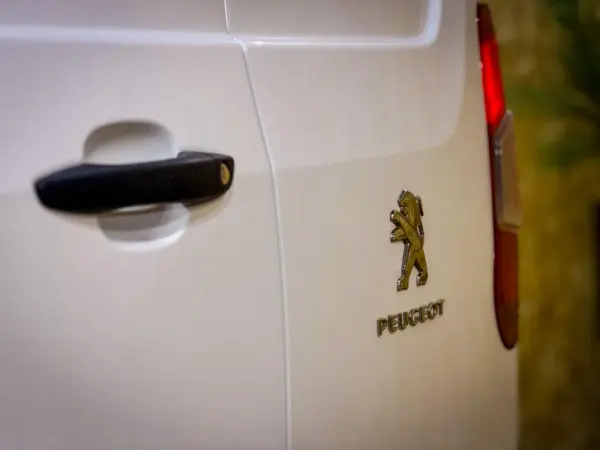 Peugeot Partner Partner Premium Standart 54