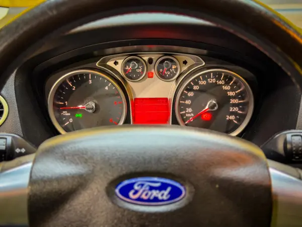 Ford Focus SW 1.6 TDCi Ghia 30