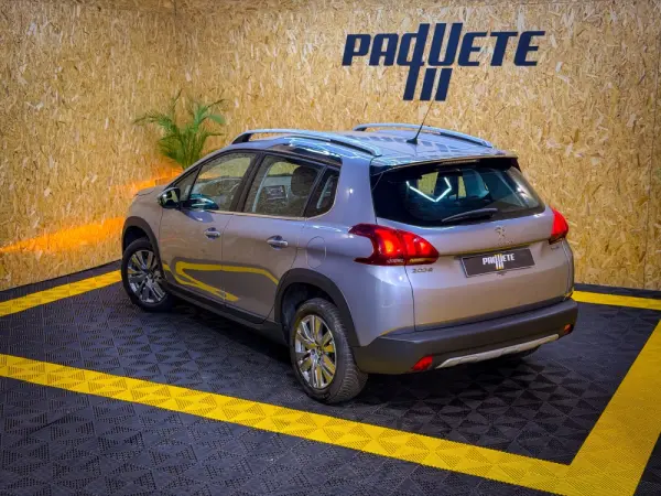 Peugeot 2008 1.6 BlueHDi Allure 27