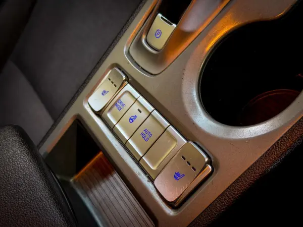 Hyundai Kauai Standard 20