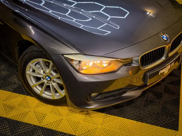 BMW 320 d 6
