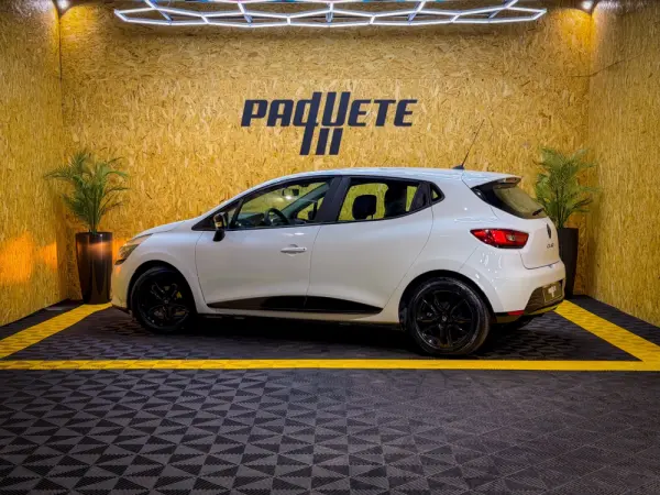 Renault Clio 0.9 TCE Confort 22