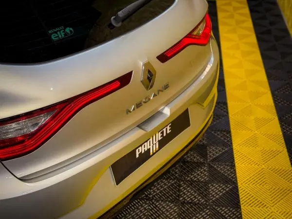 Renault Mégane 1.5 dCi Bose Edition 24