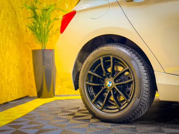 BMW 116 d EfficientDynamics 8