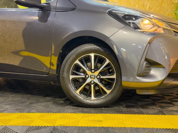 Toyota Yaris 1.0 VVT-i Comfort Plus 7