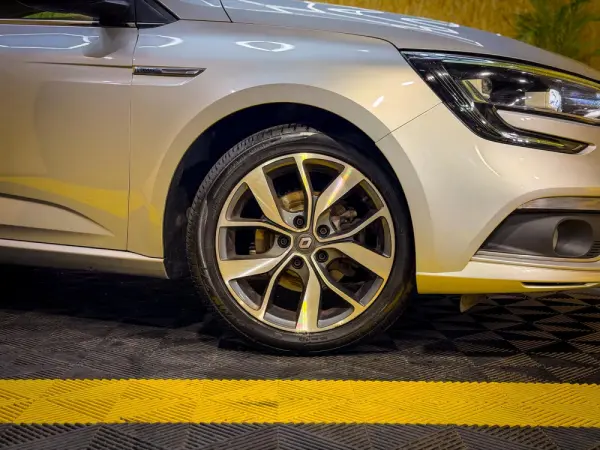 Renault Mégane 1.5 dCi Bose Edition 5