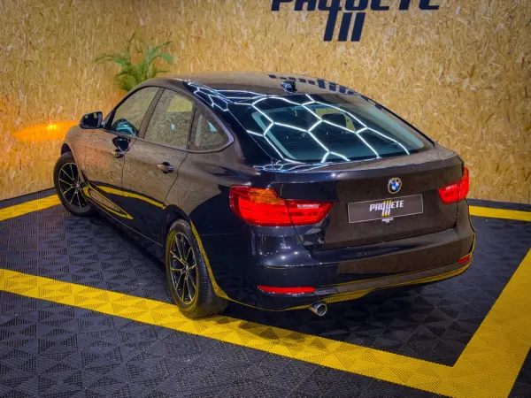 BMW 320 Gran Turismo d Auto 22