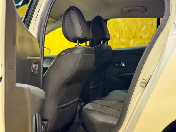 Peugeot e-208 50 kWh SE Style 26
