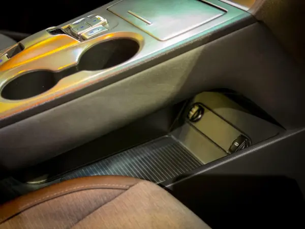 Hyundai Kauai Standard 31