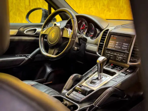 Porsche Cayenne 3.0 V6 11