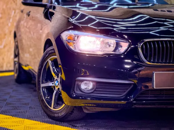 BMW 116 d Advantage 8