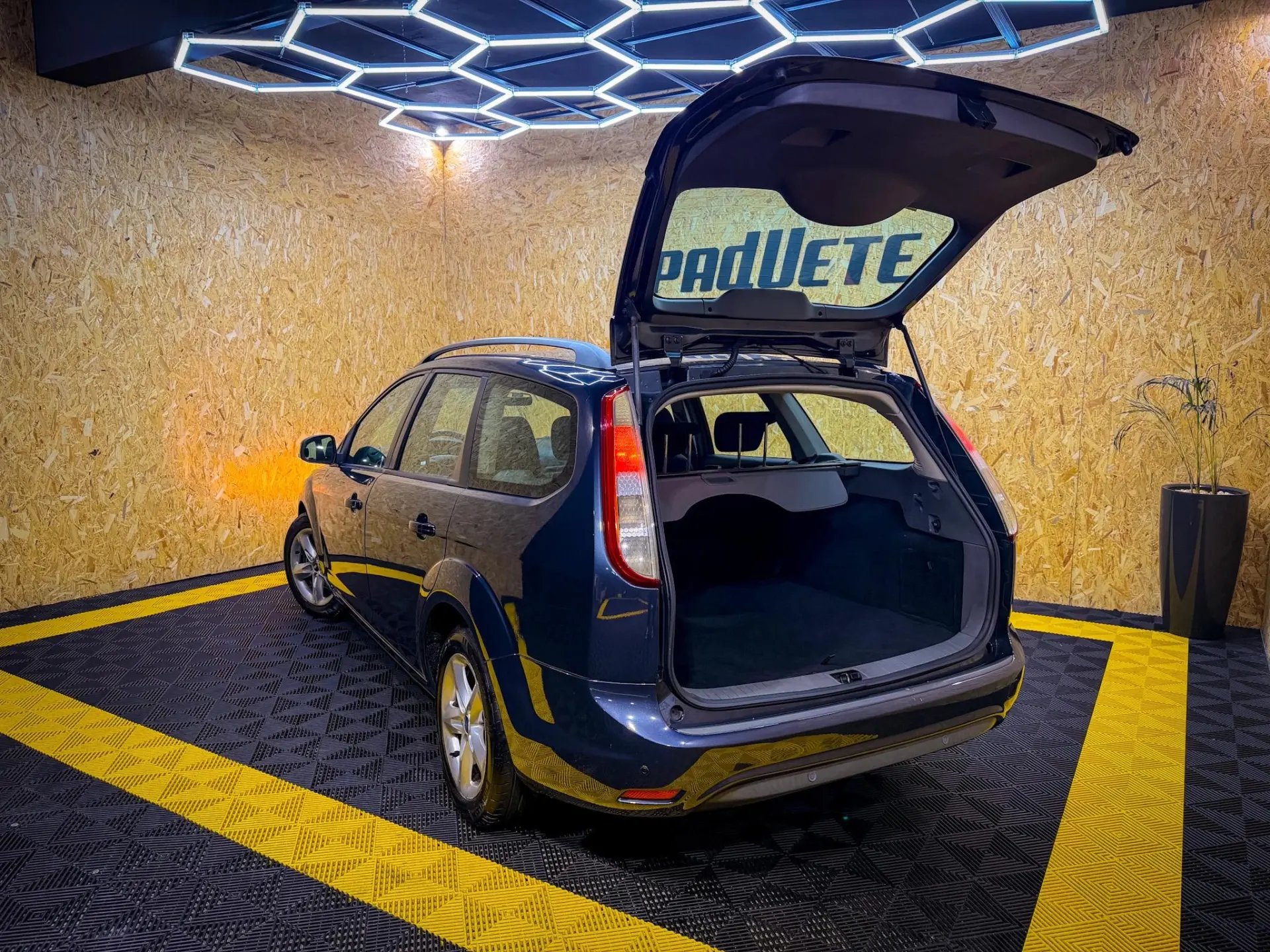 Ford Focus SW 1.6 TDCi Ghia 38