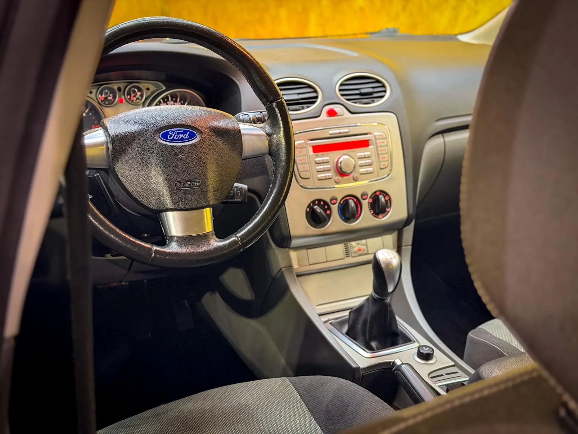 Ford Focus SW 1.6 TDCi Ghia 26